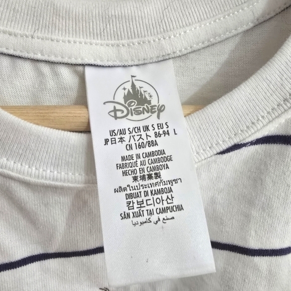 NWT Disney Dumbo Striped Shirt Embroidered Flying Elephant Size Small - Picture 4 of 8